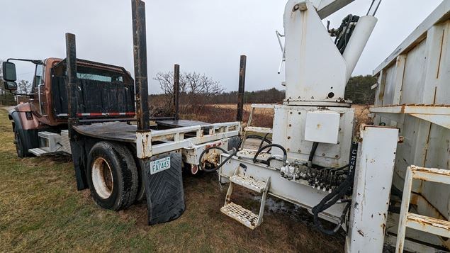 2006 International 7400 Dump Truck